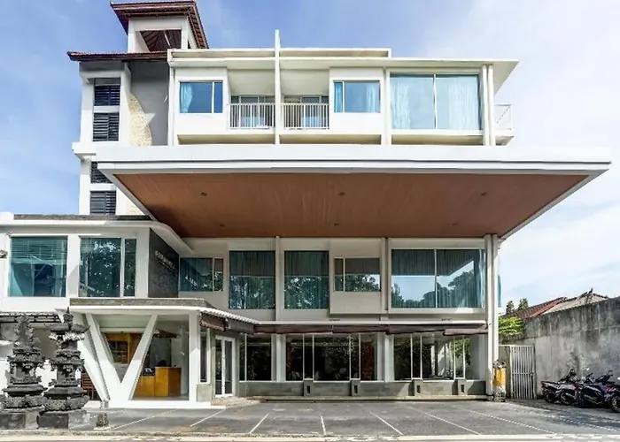 Premium Hotel Legian